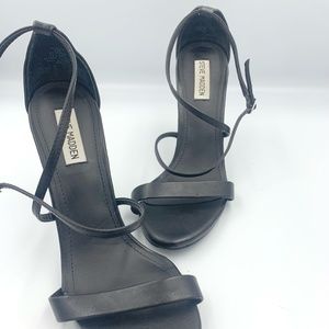 Steve Madden Heel